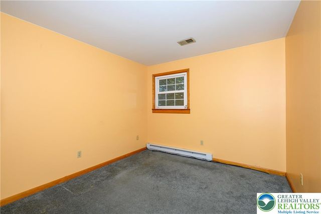 540 Hilldale Drive, Moore Twp, PA 18014