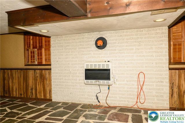 540 Hilldale Drive, Moore Twp, PA 18014