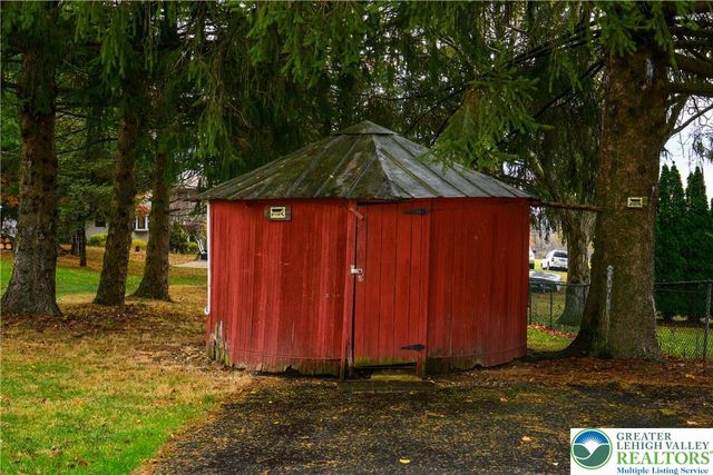 540 Hilldale Drive, Moore Twp, PA 18014