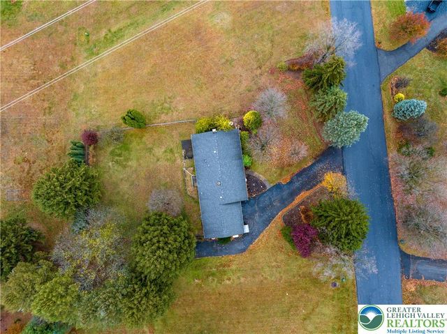 540 Hilldale Drive, Moore Twp, PA 18014