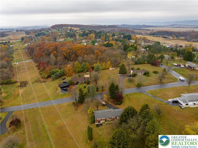 540 Hilldale Drive, Moore Twp, PA 18014