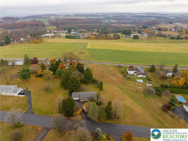 540 Hilldale Drive, Moore Twp, PA 18014