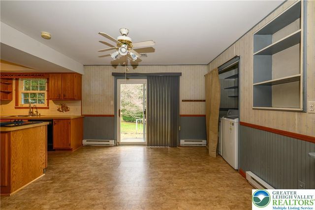 540 Hilldale Drive, Moore Twp, PA 18014