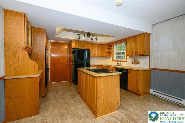 540 Hilldale Drive, Moore Twp, PA 18014