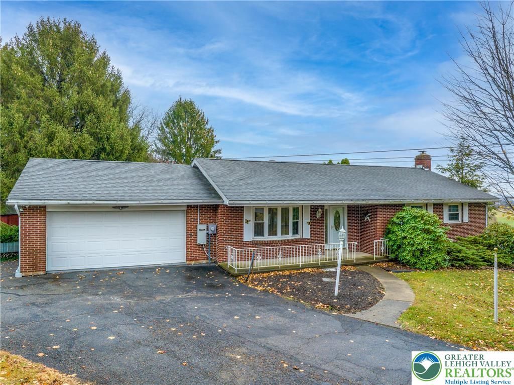 540 Hilldale Drive, Moore Twp, PA 18014