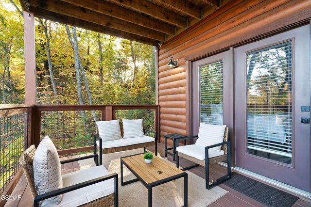 2636 Cloud View Drive, Sevierville, TN 37862