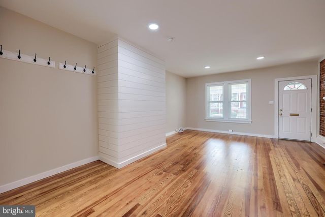 737 E MARION ST, Lancaster, PA 17602