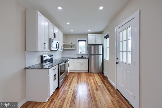 737 E MARION ST, Lancaster, PA 17602