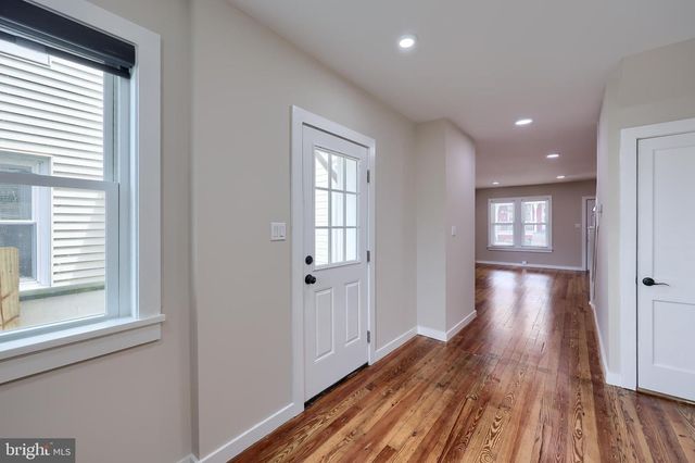 737 E MARION ST, Lancaster, PA 17602