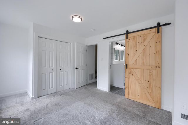 737 E MARION ST, Lancaster, PA 17602