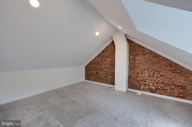 737 E MARION ST, Lancaster, PA 17602