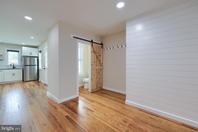 737 E MARION ST, Lancaster, PA 17602