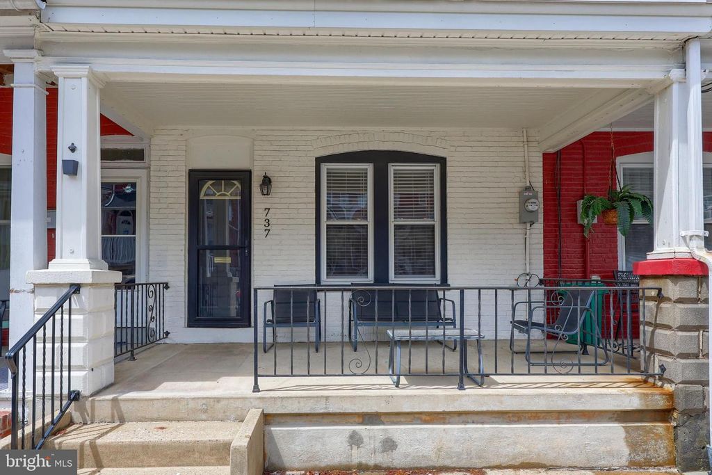 737 E MARION ST, Lancaster, PA 17602