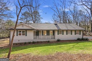 49 Apache Trail SW, Cartersville, GA 30120