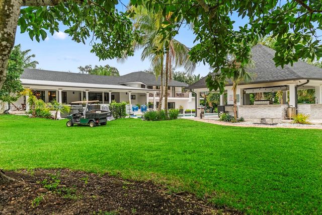 14875 SW 212th St, Miami, FL 33187