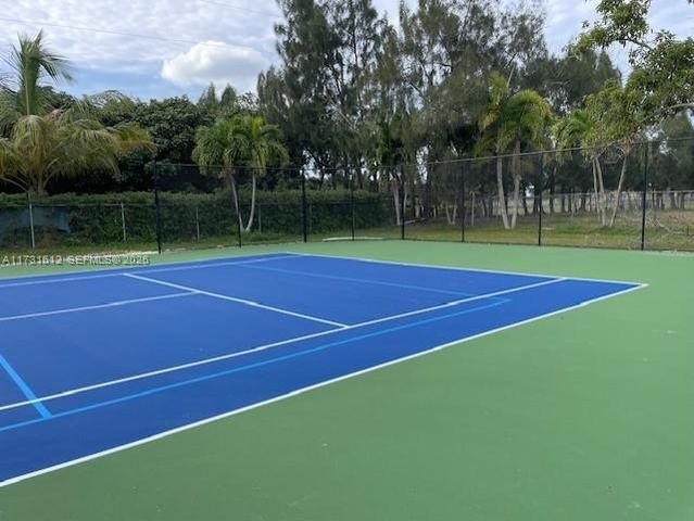 14875 SW 212th St, Miami, FL 33187