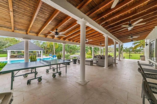 14875 SW 212th St, Miami, FL 33187