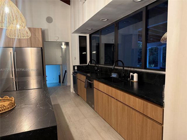 14875 SW 212th St, Miami, FL 33187