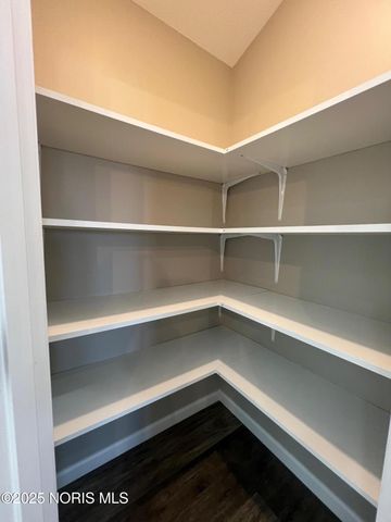 987 Greenbrier Road, 104, Upper Sandusky, OH 43351