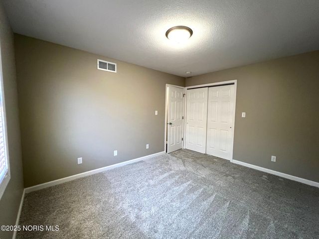 987 Greenbrier Road, 104, Upper Sandusky, OH 43351