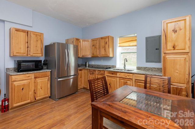 12 Lila Lane, Clyde, NC 28721