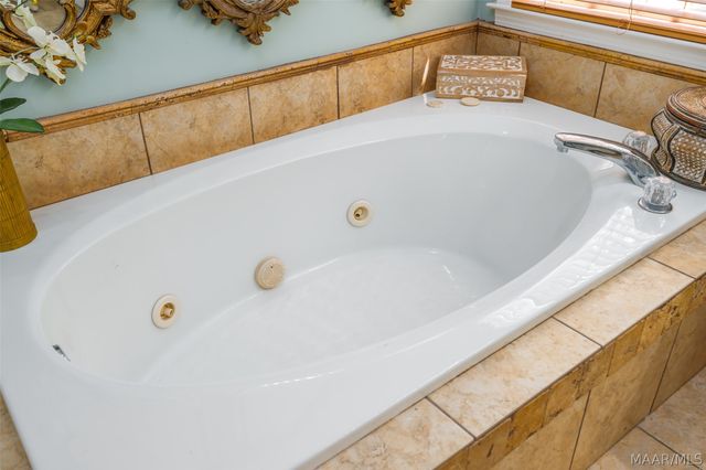 9606 BENT BROOK Drive, Montgomery, AL 36117