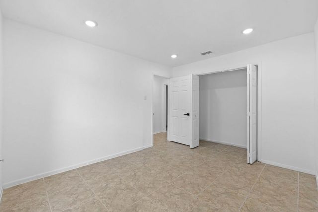 9930 Valley Lake Drive, Houston, TX 77078