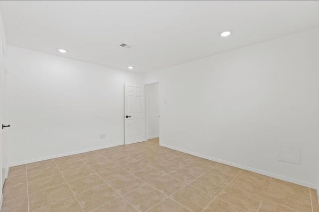 9930 Valley Lake Drive, Houston, TX 77078