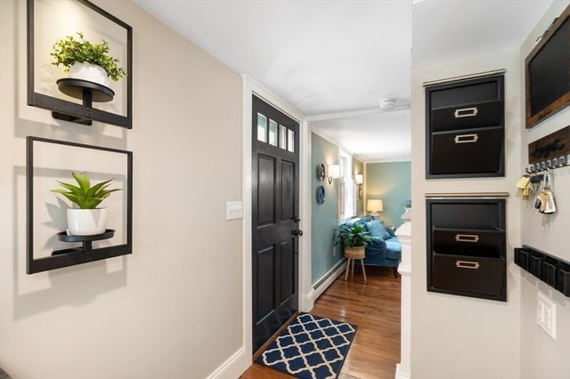 28 Ipswich Road, Topsfield, MA 01983