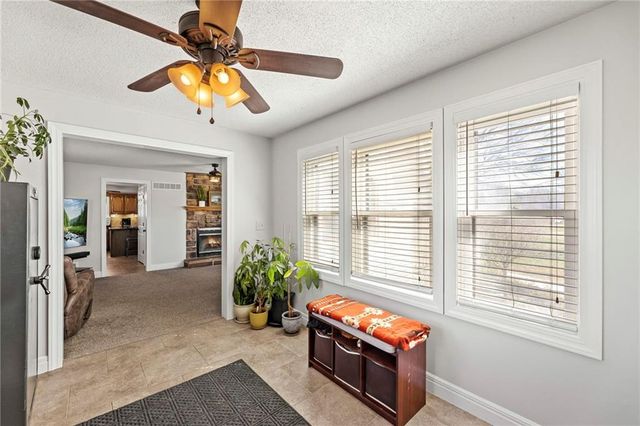 16788 Dwyer Road, Basehor, KS 66007