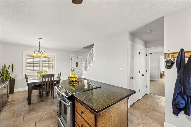 16788 Dwyer Road, Basehor, KS 66007