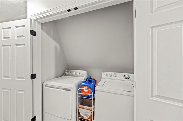 16788 Dwyer Road, Basehor, KS 66007