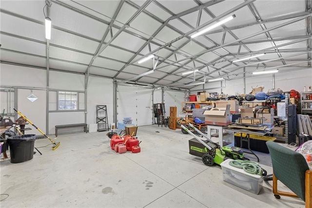 16788 Dwyer Road, Basehor, KS 66007