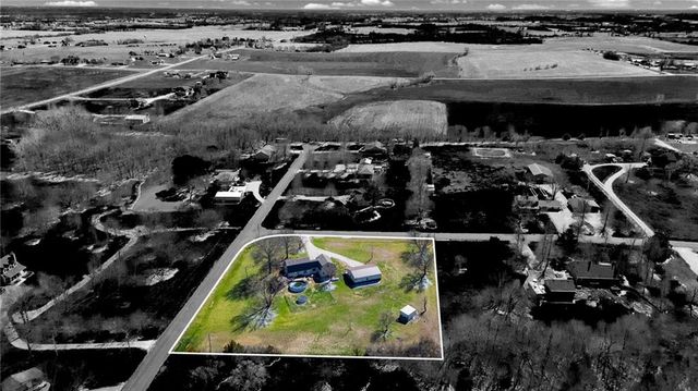 16788 Dwyer Road, Basehor, KS 66007