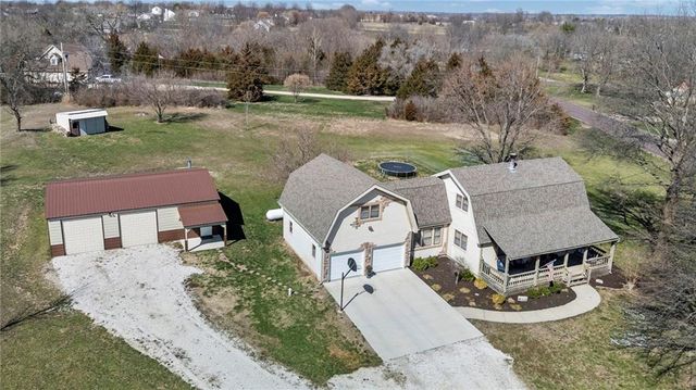16788 Dwyer Road, Basehor, KS 66007