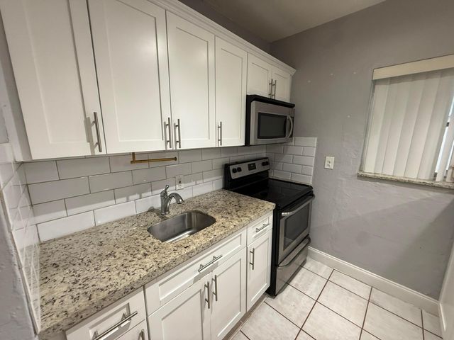 1621 NE 5th Street B, Fort Lauderdale, FL 33301