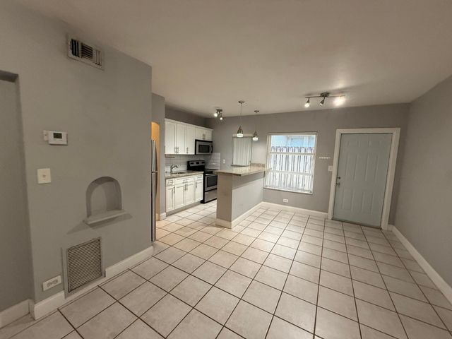 1621 NE 5th Street B, Fort Lauderdale, FL 33301