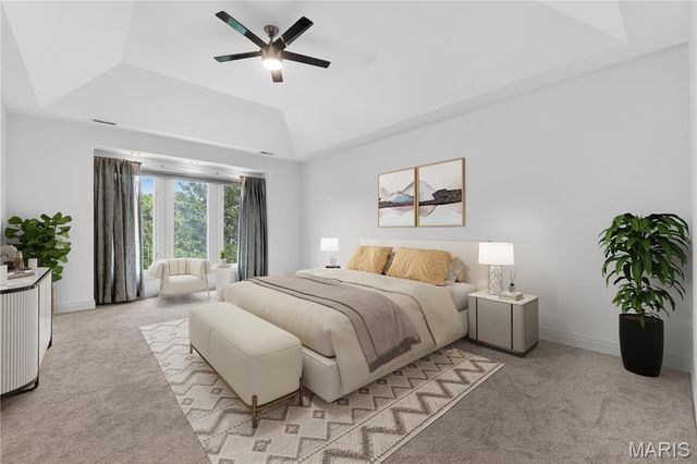 350 N Meramec Avenue, Clayton, MO 63105