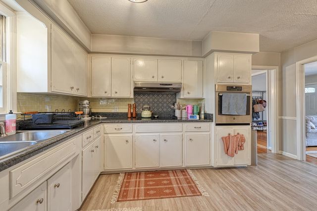 335 Foxhall Road, Spartanburg, SC 29306