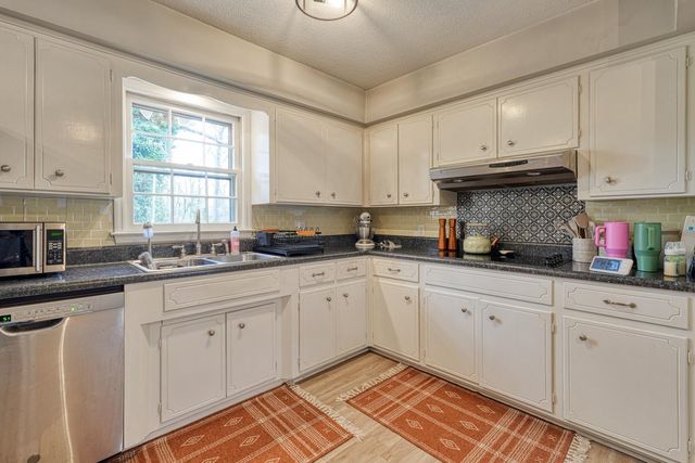 335 Foxhall Road, Spartanburg, SC 29306