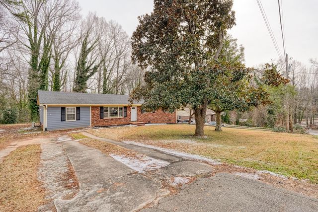 335 Foxhall Road, Spartanburg, SC 29306