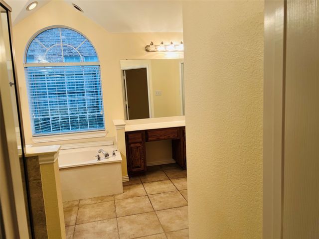 132 Cassandra Drive, Forney, TX 75126