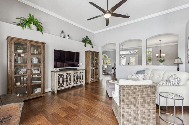 10101 WHISPER POINTE DRIVE, Tampa, FL 33647