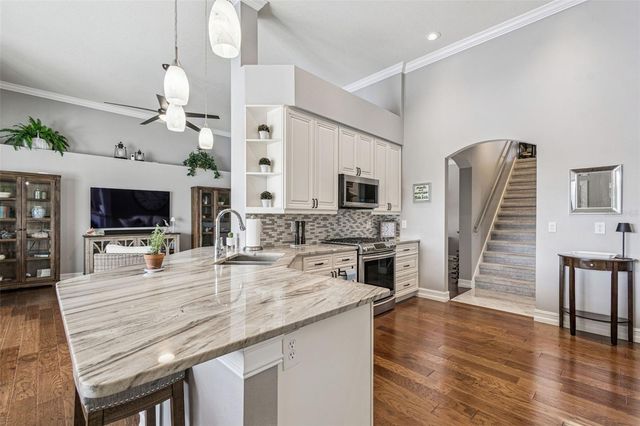 10101 WHISPER POINTE DRIVE, Tampa, FL 33647