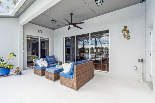 10101 WHISPER POINTE DRIVE, Tampa, FL 33647