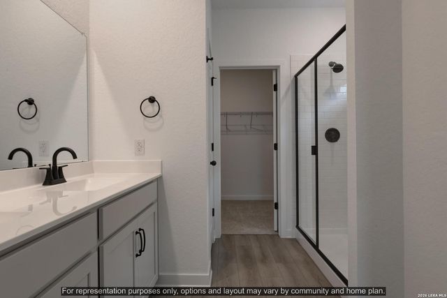 310 Brood Dr, Adkins, TX 78101