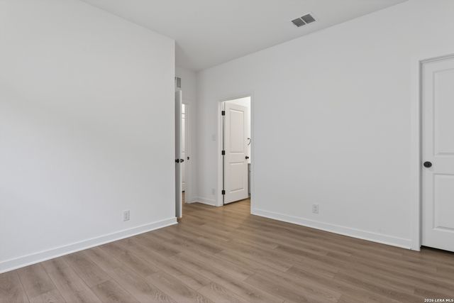 310 Brood Dr, Adkins, TX 78101