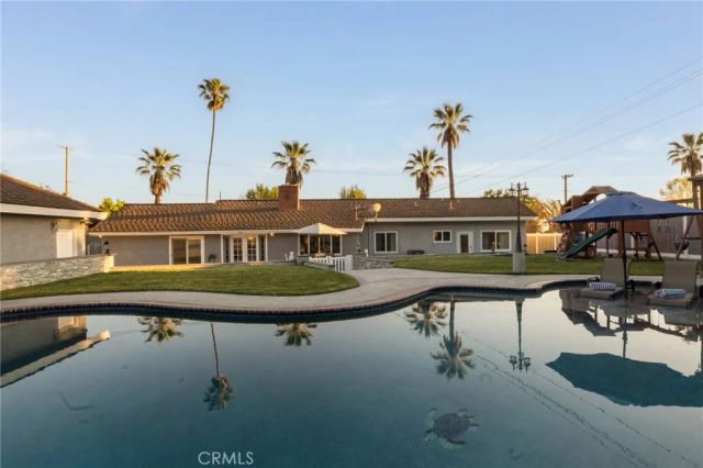 735 E Sierra Madre, Glendora, CA 91741