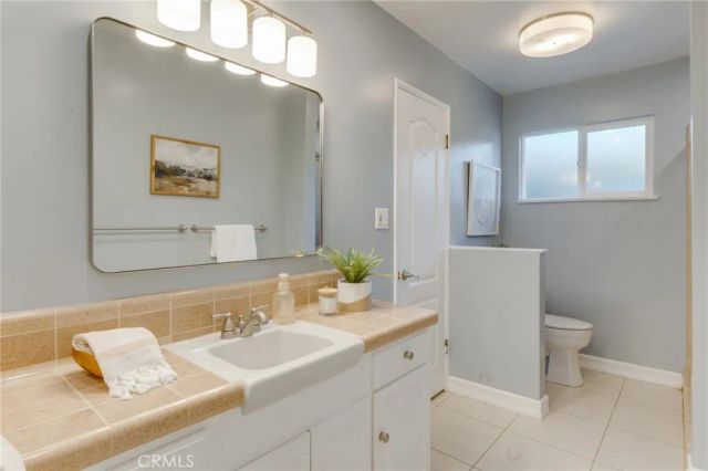 735 E Sierra Madre, Glendora, CA 91741