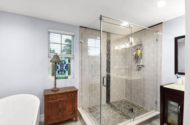 525 Evergreen Drive, West Palm Beach, FL 33403